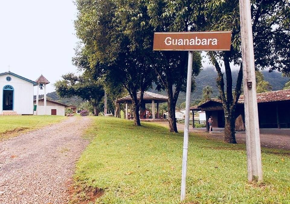 Gruta Nossa Senhora Aparecida – Guanabara